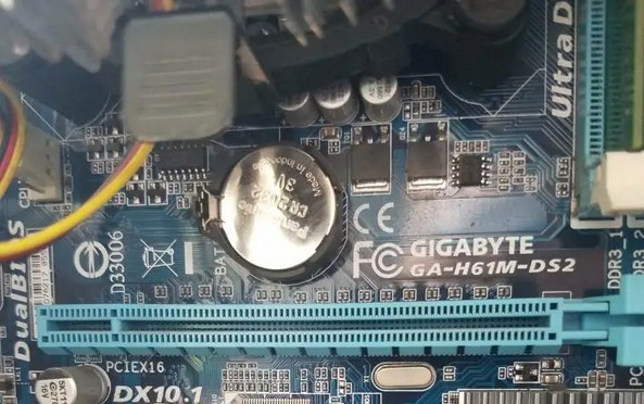 2-主板電池進(jìn)行放電操作